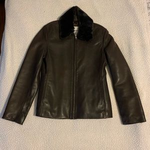 Women’s Chocolate Brown Andrew Marc Leather Jacket Size Medium Great Condition